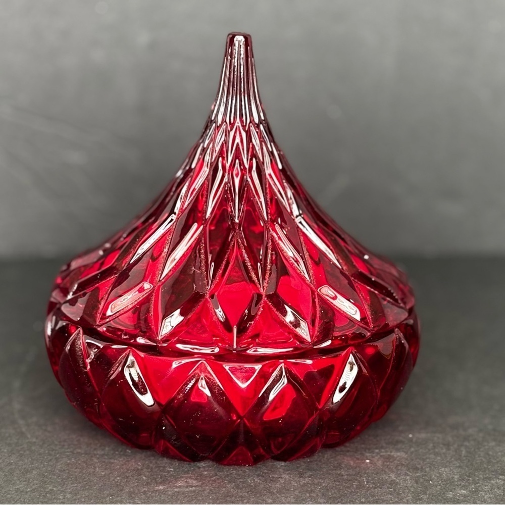 Godinger Gatherings Red Crystal Hersheys Kiss Candy Dish 2 Piece